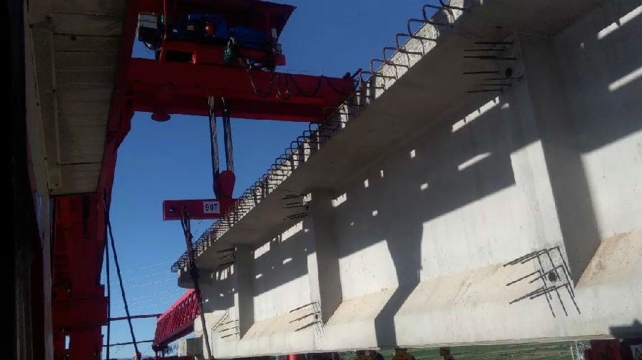 安裝架橋機安全監控系統再場照片三